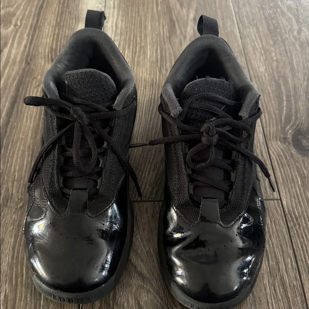 Boys Black Jordan’s